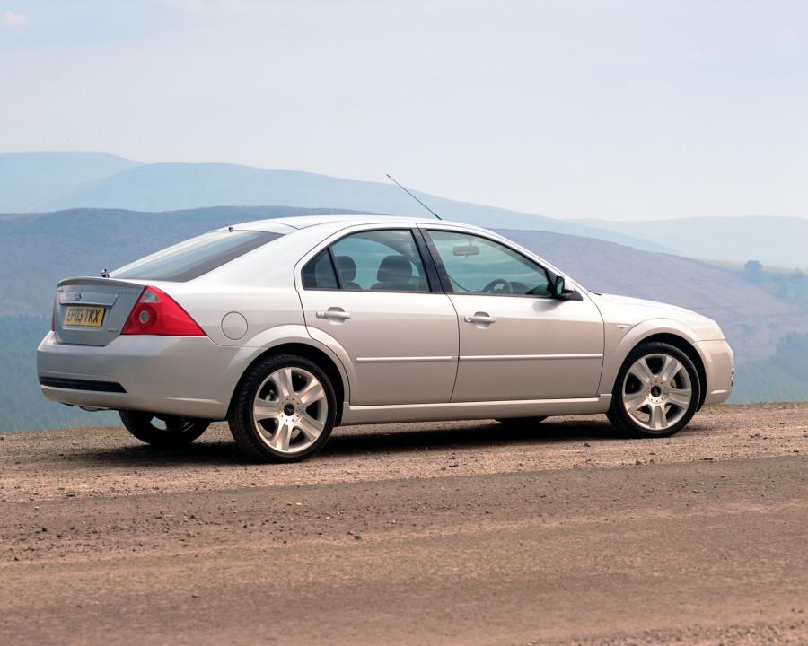  Ford Mondeo Zetec S 2003 года  (фото 4 из 9)